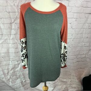 NWT boutique Lovely J color block animal print Leopard Sleeve Top waffle knit